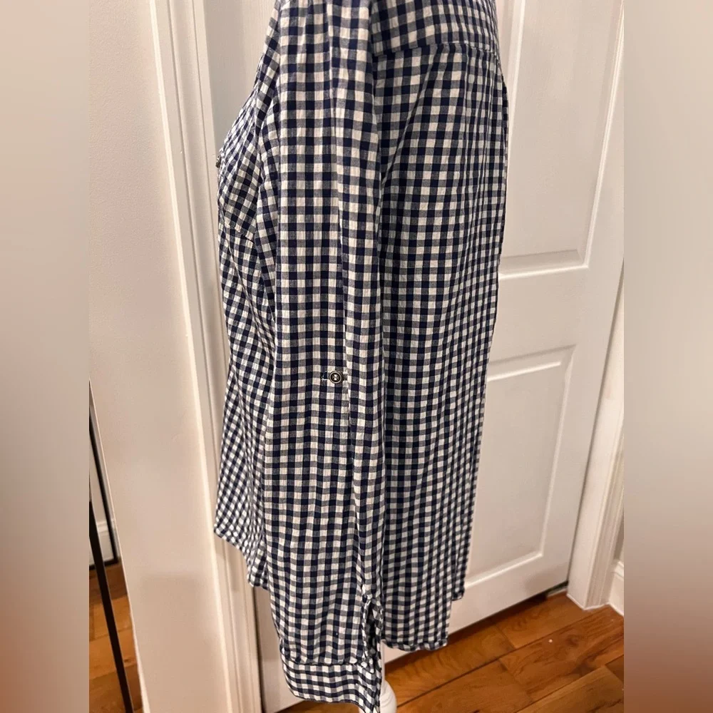 KUT from the kloth M Navy / White Check Button Down - Picture 5 of 11